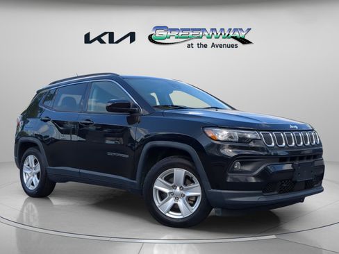 Used 2022 Jeep Compass Latitude w/ Convenience Group image 1