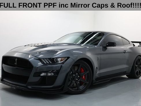 Used 2022 Ford Mustang Shelby GT500 w/ Carbon Fiber Track Pack RWD image 15