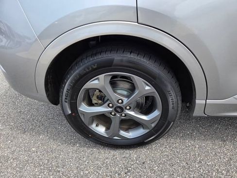 Used 2024 Ford Escape ST-Line FWD image 13