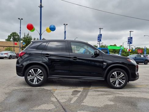 Used 2025 Mitsubishi Outlander Sport AWD image 3