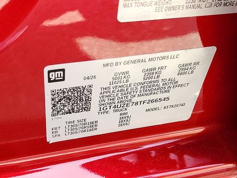 New 2026 GMC Sierra 2500 AT4X w/ LPO, Black Badging Package AWD/4WD image 18