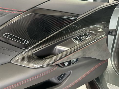 Used 2024 Chevrolet Corvette Z06 w/ Stealth Interior Trim Package RWD image 7