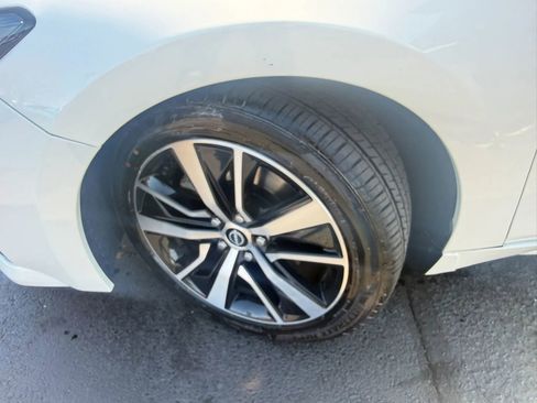Used 2023 Nissan Maxima SV w/ Floor Mat Group FWD image 42