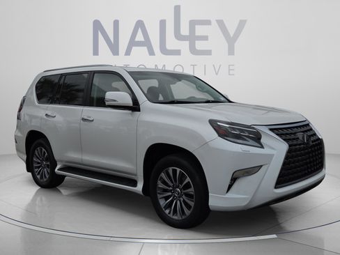 Used 2020 Lexus GX 460 Luxury w/ Off Road Package image 8