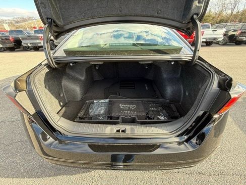 New 2025 Nissan Altima 2.5 SL image 17