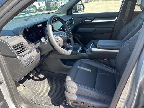 Used 2026 GMC Terrain Elevation w/ Elevation Premium Package AWD/4WD image 21