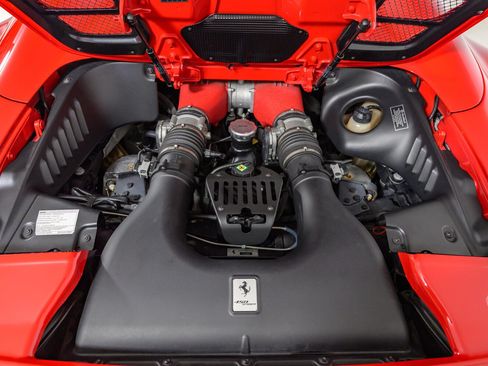 Used 2013 Ferrari 458 Spider RWD image 66