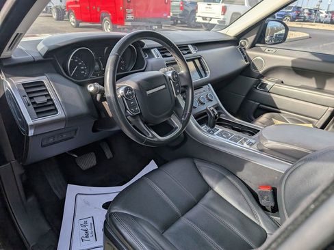 Used 2016 Land Rover Range Rover Sport SE image 12