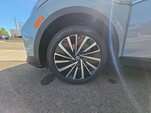 Used 2023 Volkswagen ID.4 Pro S Plus AWD/4WD image 26