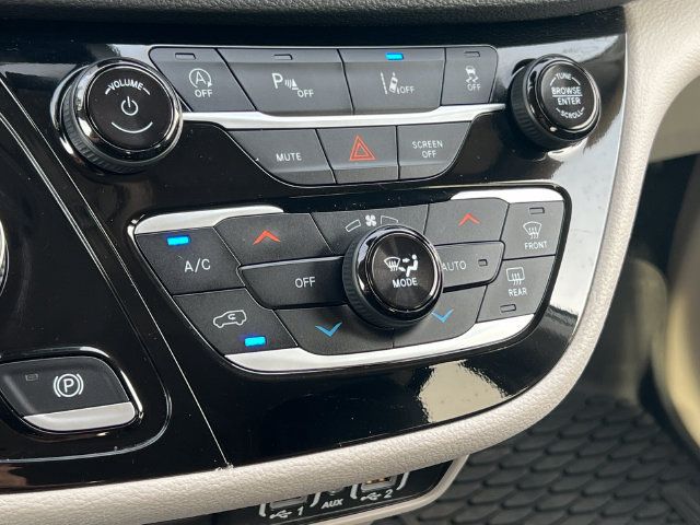 Used 2024 Chrysler Pacifica Touring-L w/ Road Tripper Package FWD image 28