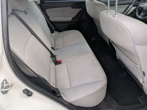Used 2015 Subaru Forester 2.5i w/ Alloy Wheel Package image 26
