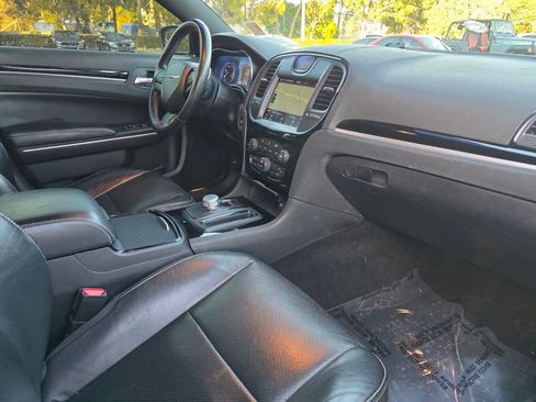 Used 2021 Chrysler 300 S w/ S Model Appearance Package image 9