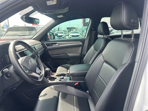 Used 2023 Volkswagen Atlas Cross Sport SE AWD/4WD image 10