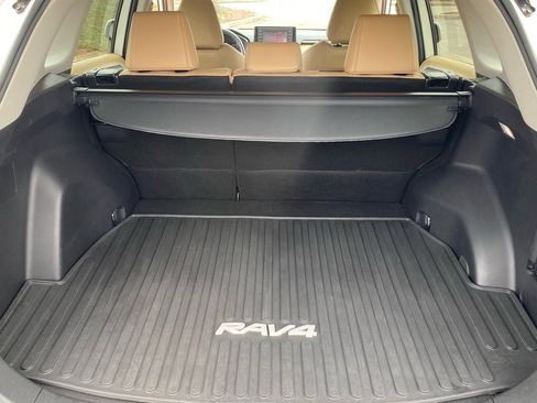 Used 2015 BMW X1 sDrive28i image 9