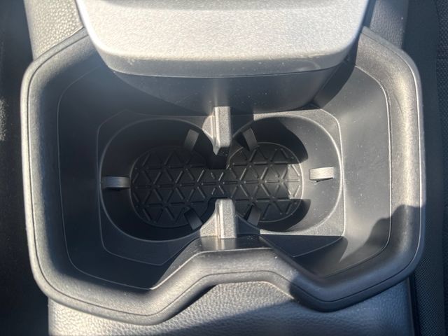 Used 2025 Toyota RAV4 XLE AWD/4WD image 24