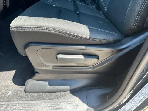 Used 2025 RAM 1500 Warlock AWD/4WD image 16