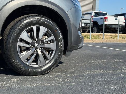 Used 2022 Nissan Pathfinder S image 43