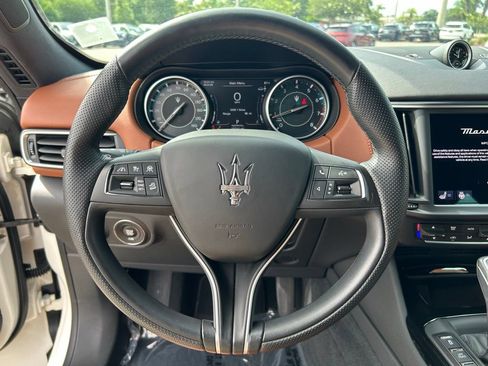 Used 2023 Maserati Levante GT AWD/4WD image 24