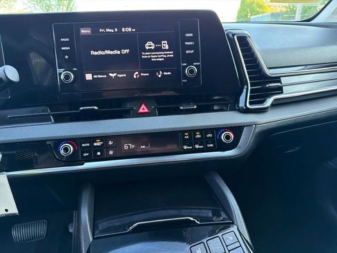 Certified 2023 Kia Sportage LX AWD/4WD image 19
