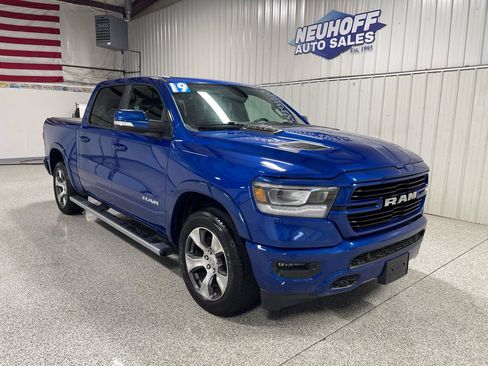 Used 2019 RAM 1500 Laramie w/ Sport Appearance Package AWD/4WD image 2
