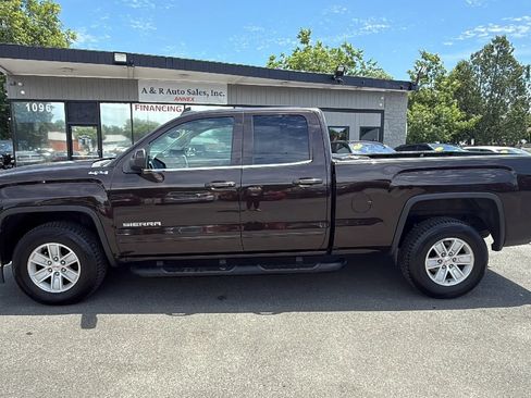 Used 2018 GMC Sierra 1500 SLE w/ SLE Value Package AWD/4WD image 4