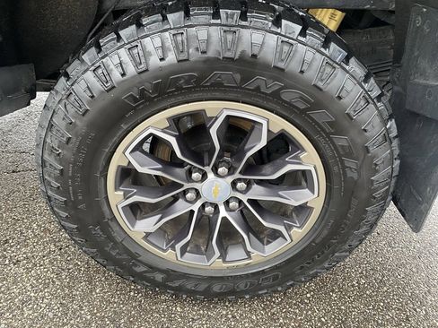 Used 2020 Chevrolet Colorado ZR2 image 29