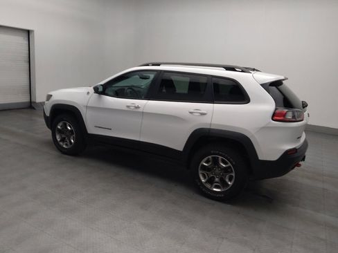 Used 2019 Jeep Cherokee Trailhawk image 3