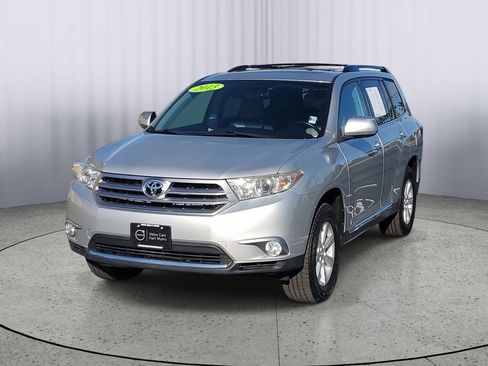 Used 2013 Toyota Highlander SE image 9