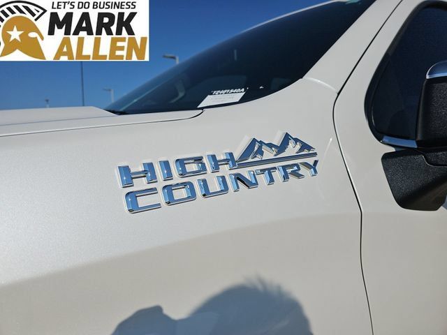 Used 2024 Chevrolet Silverado 1500 High Country w/ High Country Premium Package AWD/4WD image 33