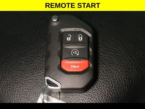 Used 2023 Jeep Gladiator Sport AWD/4WD image 10