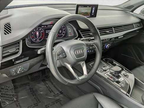 Used 2018 Audi Q7 3.0T Premium Plus w/ Premium Plus Package image 4