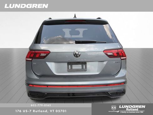 Used 2023 Volkswagen Tiguan SE R-Line image 33