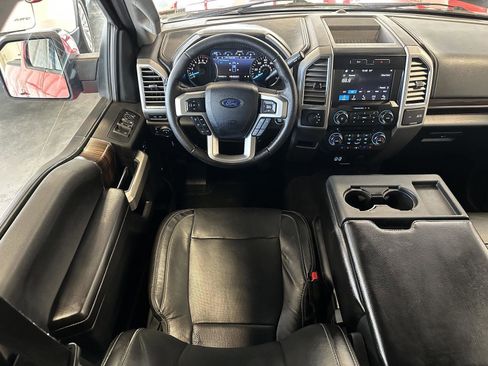 Used 2016 Ford F150 Lariat image 38