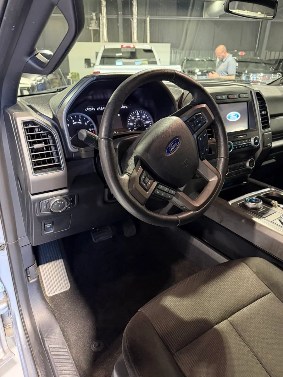 Used 2020 Ford Expedition XLT AWD/4WD image 10