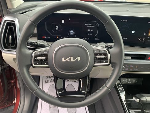 Used 2024 Kia Sorento SX AWD/4WD image 21