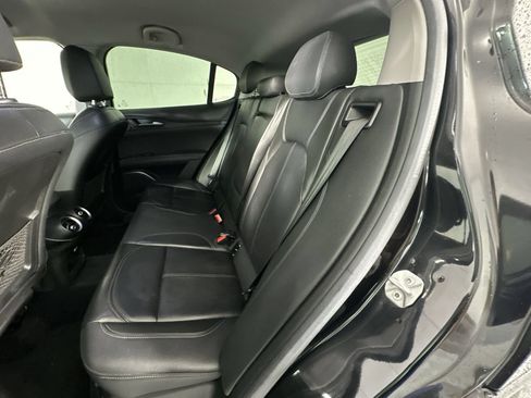 Used 2021 Alfa Romeo Stelvio Sprint w/ Active Assist 1 Package RWD image 23