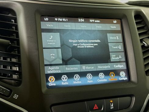 Used 2022 Jeep Cherokee Latitude Lux AWD/4WD image 7