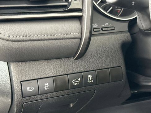 Used 2023 Toyota Camry LE w/ Convenience Package image 14