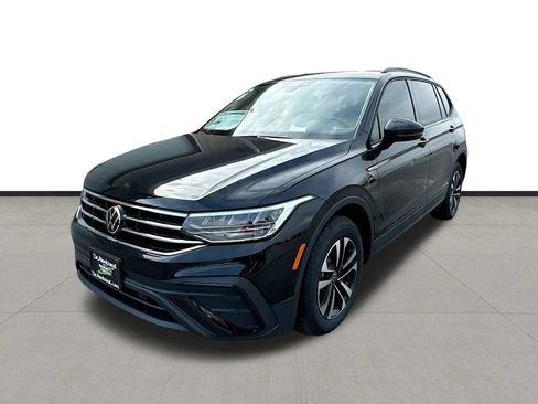 Used 2024 Volkswagen Tiguan S FWD image 1