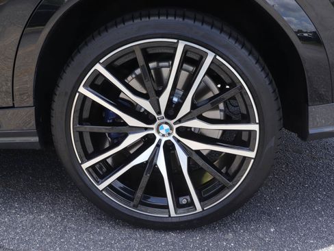 Used 2022 BMW X6 M50i AWD/4WD image 43