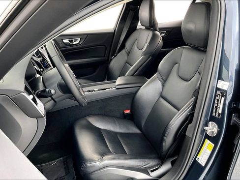 Used 2024 Volvo S60 B5 Core FWD image 32