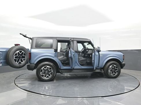 New 2025 Ford Bronco Outer Banks image 32