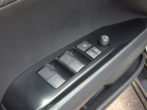 New 2026 Toyota Camry SE w/ Convenience Package FWD image 18