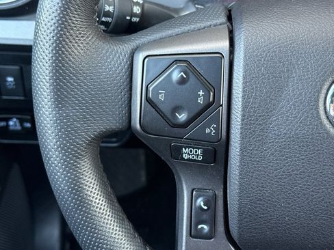 Used 2021 Toyota Tacoma TRD Off-Road w/ Technology Package AWD/4WD image 34