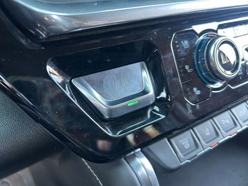 Used 2024 GMC Sierra 2500 Denali Ultimate image 41