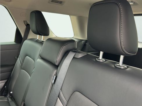 New 2026 Nissan Pathfinder SL image 27