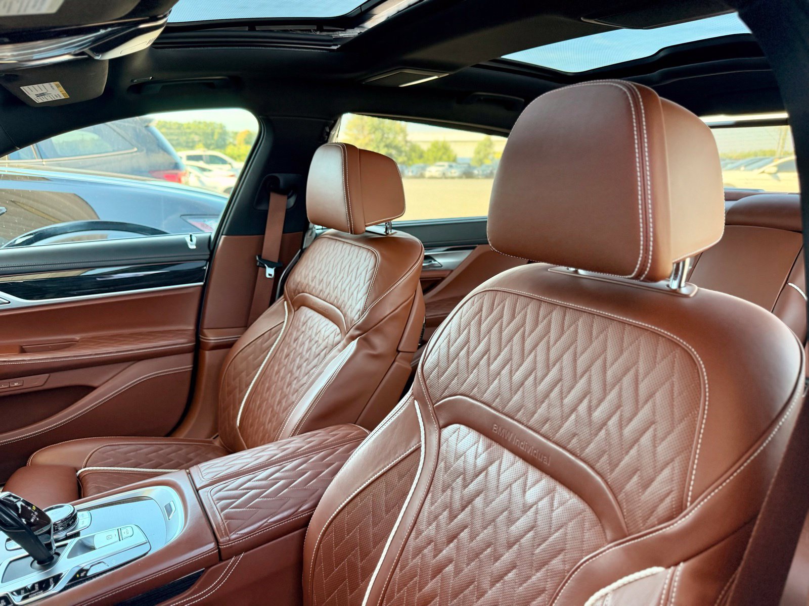 Used 2020 BMW 750i xDrive w/ Executive Package AWD/4WD image 27