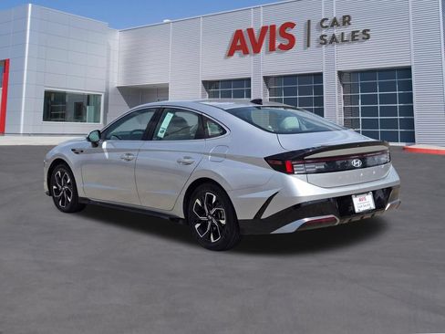Used 2025 Hyundai Sonata SEL FWD image 9