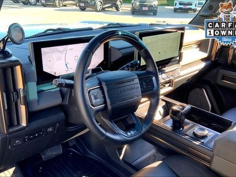 Used 2024 GMC Hummer EV 3X AWD/4WD image 14