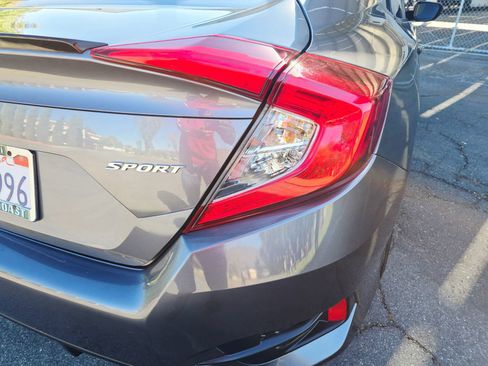 Used 2020 Honda Civic Sport image 44